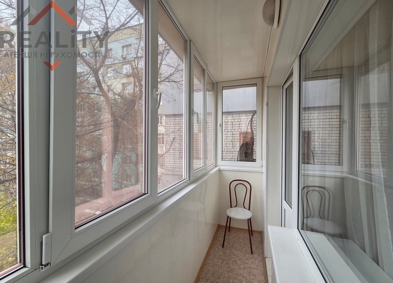 Аренда 3-комнатной квартиры 67 м², Александра Поля просп.