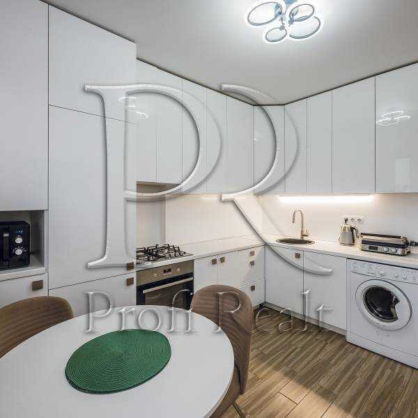 Продаж 1-кімнатної квартири 43 м², Метрологічна вул., 60