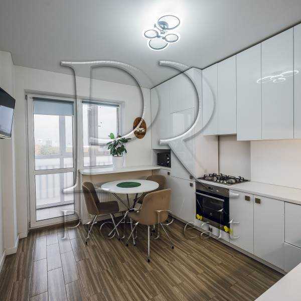 Продаж 1-кімнатної квартири 43 м², Метрологічна вул., 60