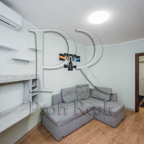 Продажа 1-комнатной квартиры 33 м², Маршала Конева ул., 5Г