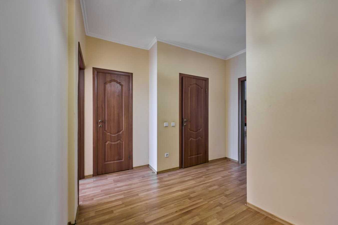 Продажа 2-комнатной квартиры 78 м², Ульяны Кравченко ул.