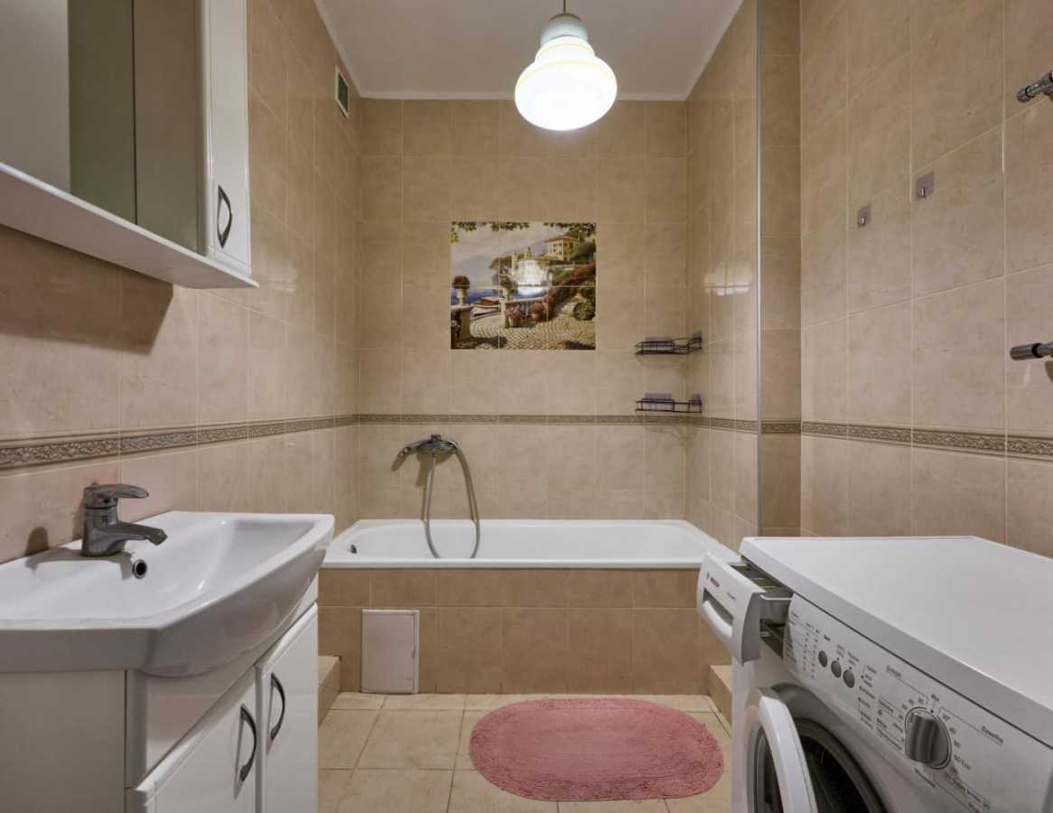 Продажа 2-комнатной квартиры 78 м², Ульяны Кравченко ул.