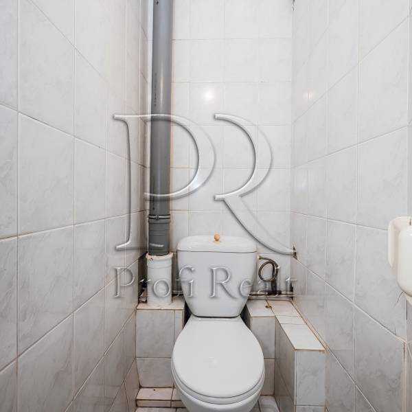 Продажа 1-комнатной квартиры 38 м², Булгакова ул., 2А