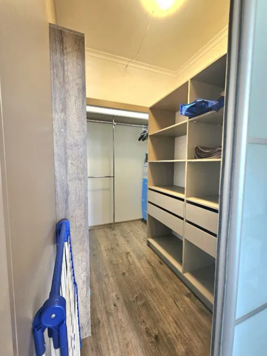 Продаж 1-кімнатної квартири 48 м², Жаботинского вул.