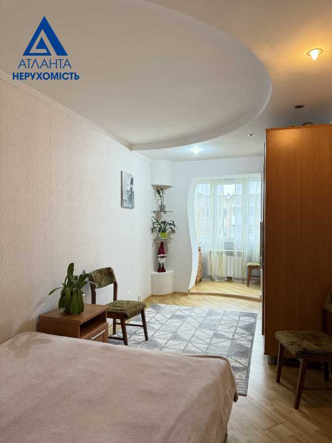 Продажа 3-комнатной квартиры 62 м², Ровенская ул., 107А