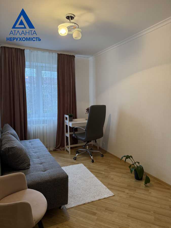 Продажа 3-комнатной квартиры 62 м², Ровенская ул., 107А