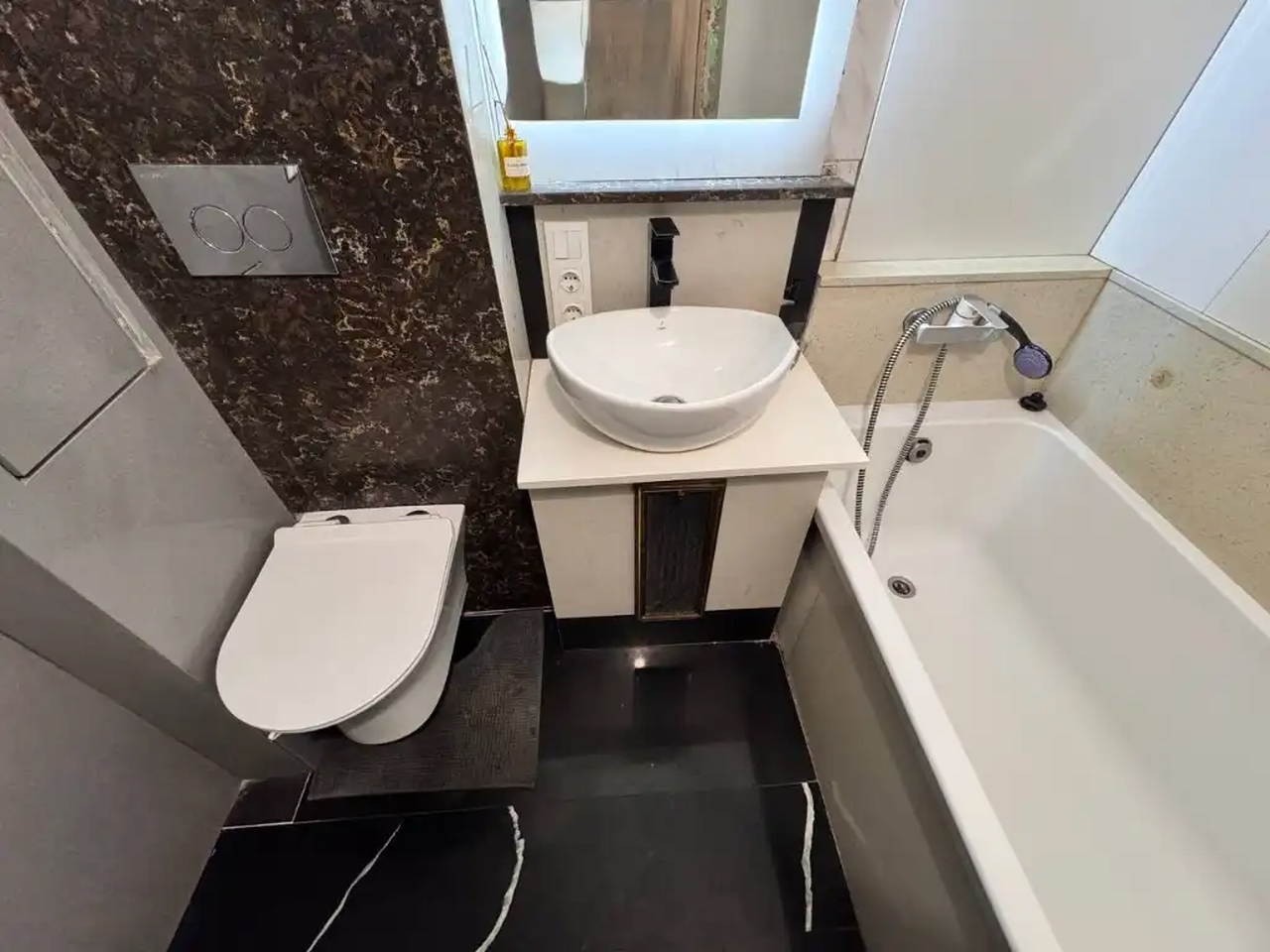 Продажа 3-комнатной квартиры 60 м², Софьи Ковалевской ул., 75