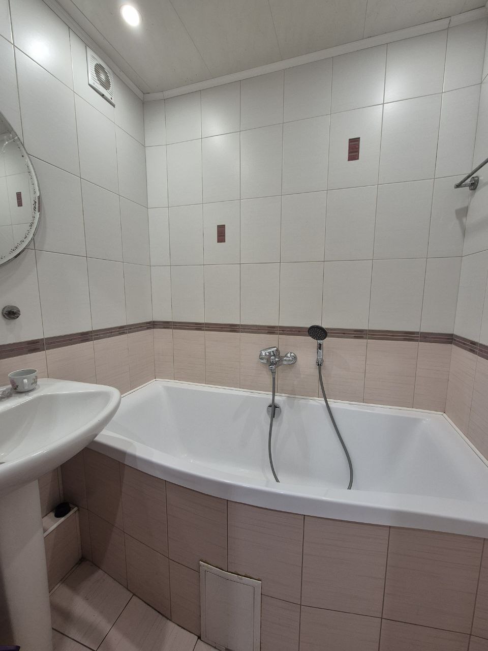 Продажа 2-комнатной квартиры 60 м², Мира просп., 55