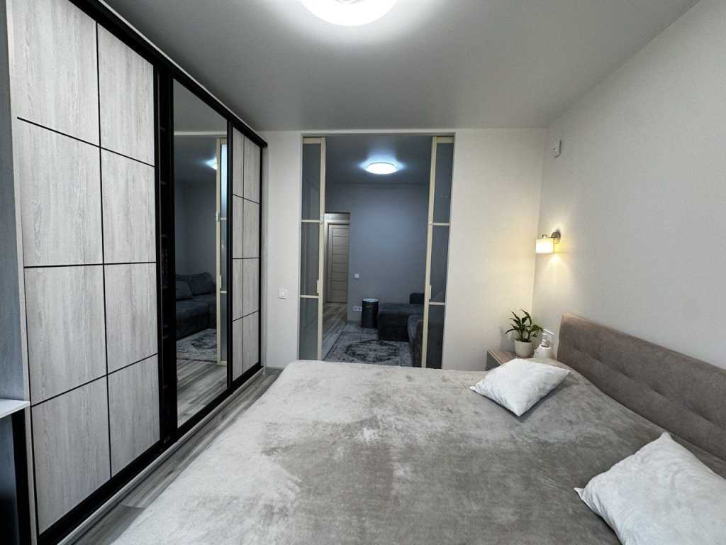 Продажа 2-комнатной квартиры 56 м², Стеценко ул., 75К