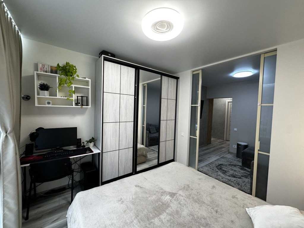 Продажа 2-комнатной квартиры 56 м², Стеценко ул., 75К