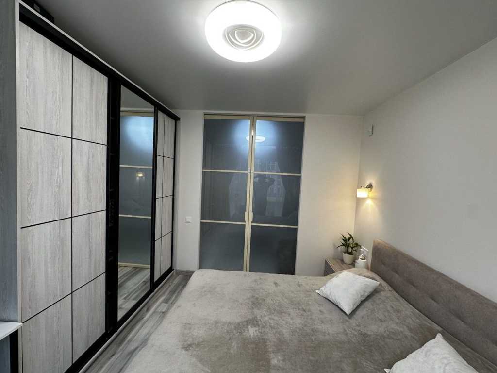 Продажа 2-комнатной квартиры 56 м², Стеценко ул., 75К