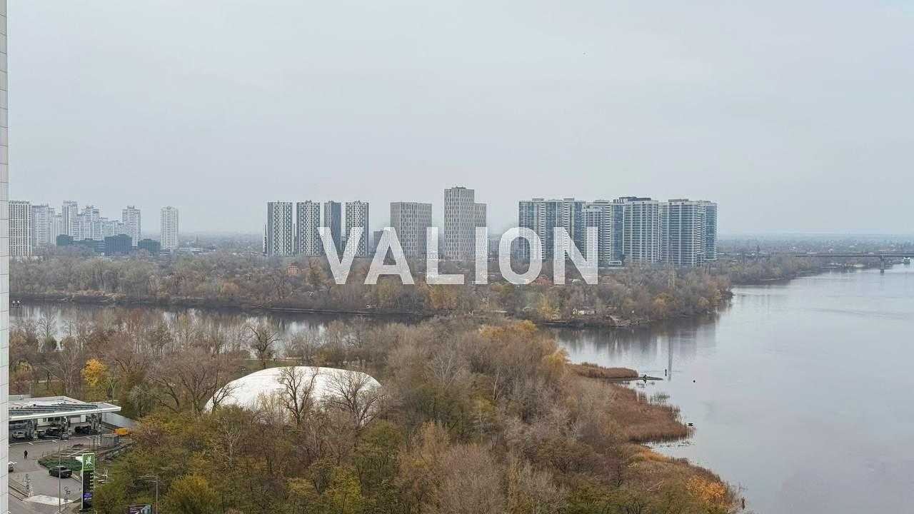 Продажа 2-комнатной квартиры 70.7 м², Днепровская наб., 15Ж