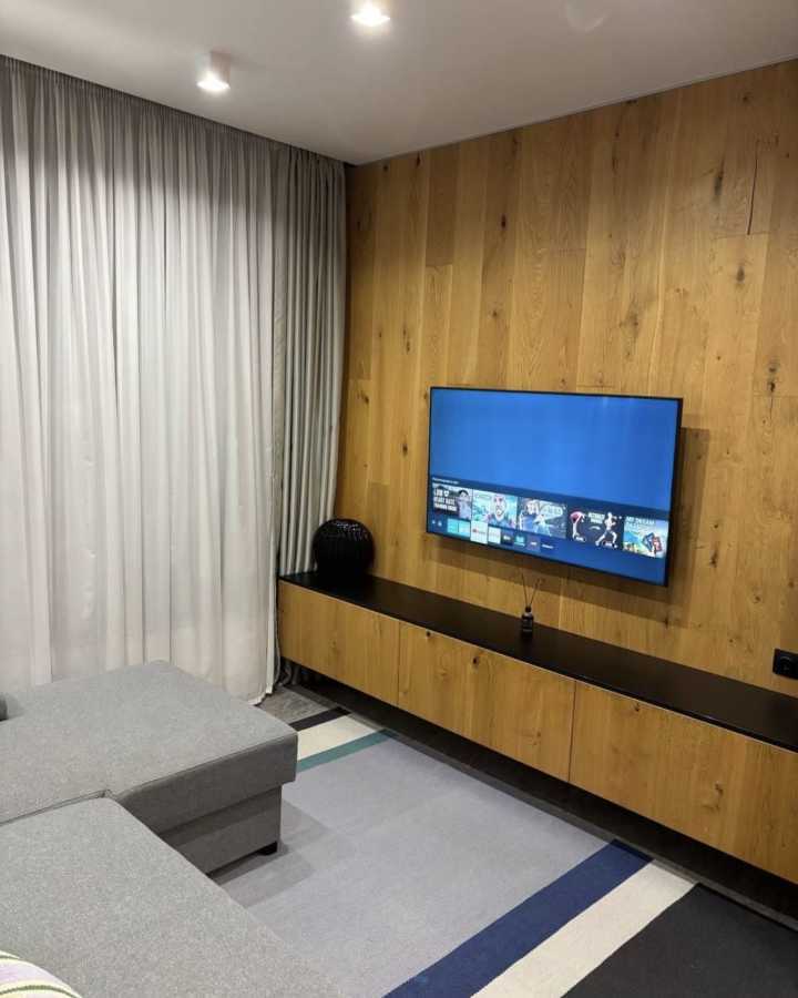 Оренда 1-кімнатної квартири 56 м², Ділова вул.