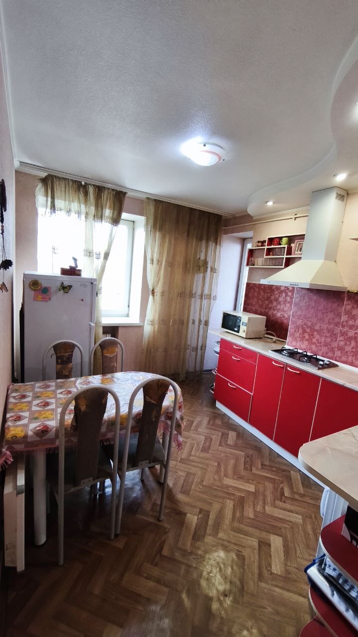 Продажа 3-комнатной квартиры 74 м², Сергея Нигояна просп.