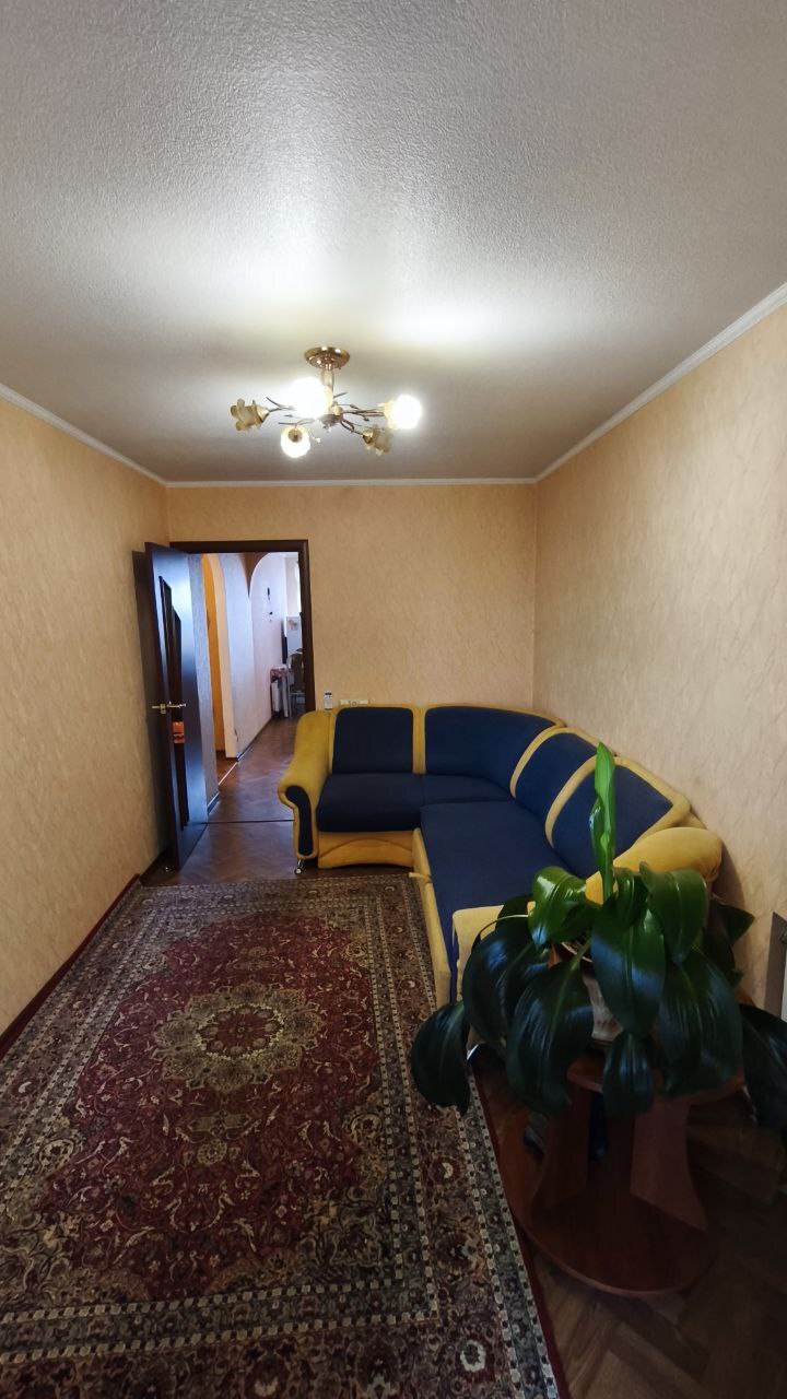 Продажа 3-комнатной квартиры 74 м², Сергея Нигояна просп.