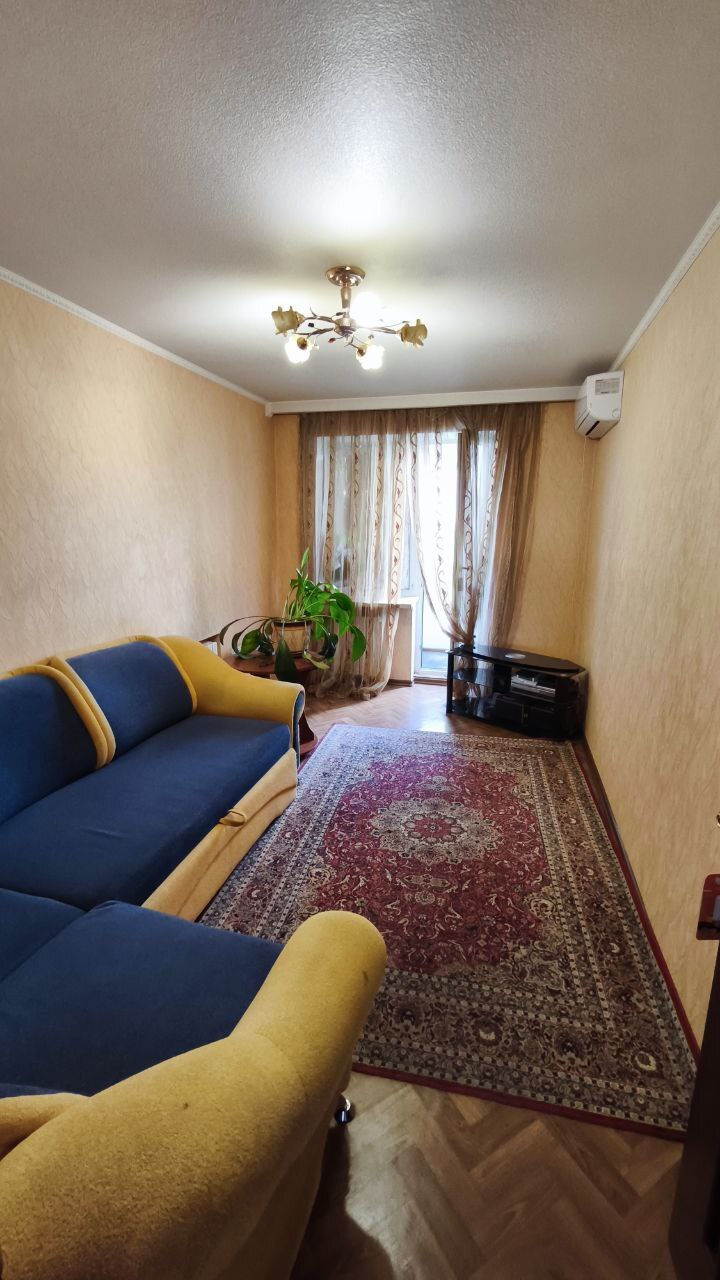 Продажа 3-комнатной квартиры 74 м², Сергея Нигояна просп.