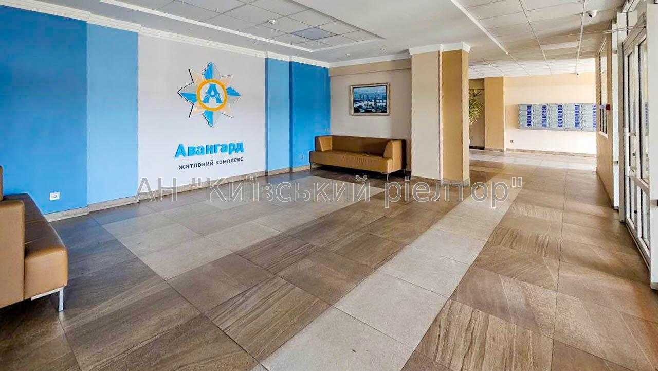 Продажа 3-комнатной квартиры 106.9 м², Голосеевский просп., 95А