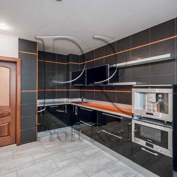Продаж 2-кімнатної квартири 81 м², Степана Руданського вул., 4-6