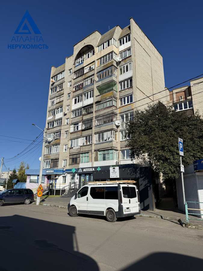 Продажа 5-комнатной квартиры 87 м², Кравчука ул., 38