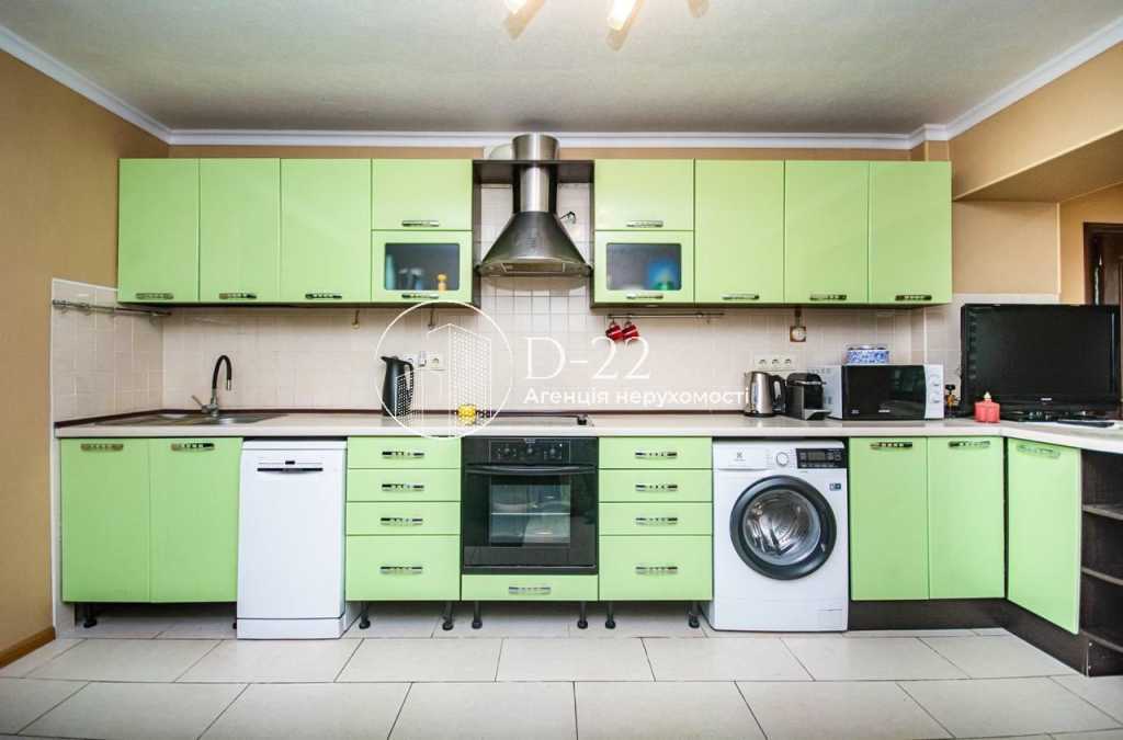 Продажа 3-комнатной квартиры 106 м², Науки просп., 86