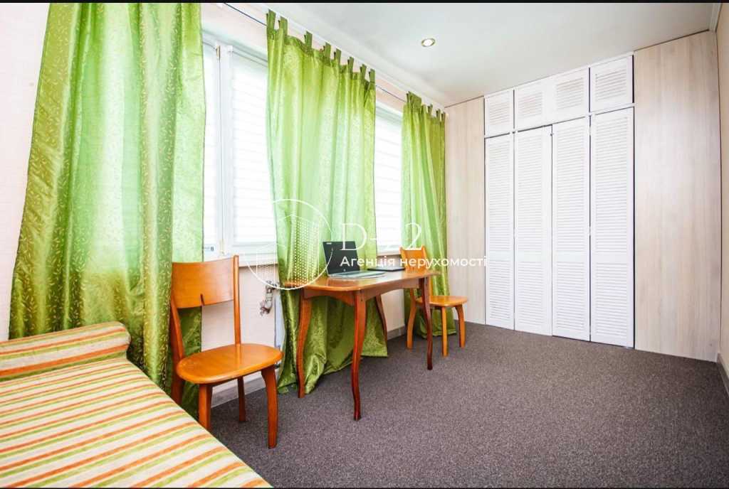 Продажа 3-комнатной квартиры 106 м², Науки просп., 86