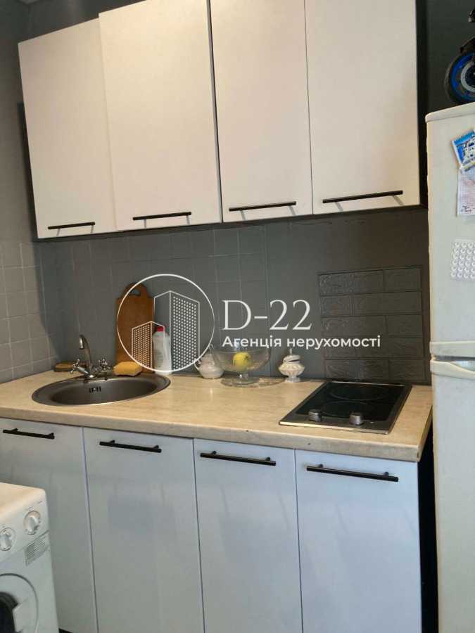 Продажа 1-комнатной квартиры 34.5 м², Ревуцкого ул., 7