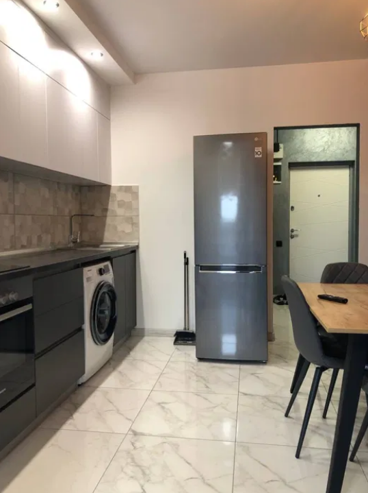 Продажа 1-комнатной квартиры 46 м²