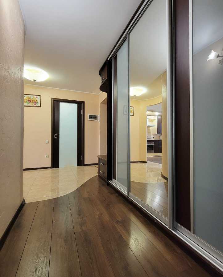 2-комнатная квартира посуточно 65 м², проулок Наскрізний, 14