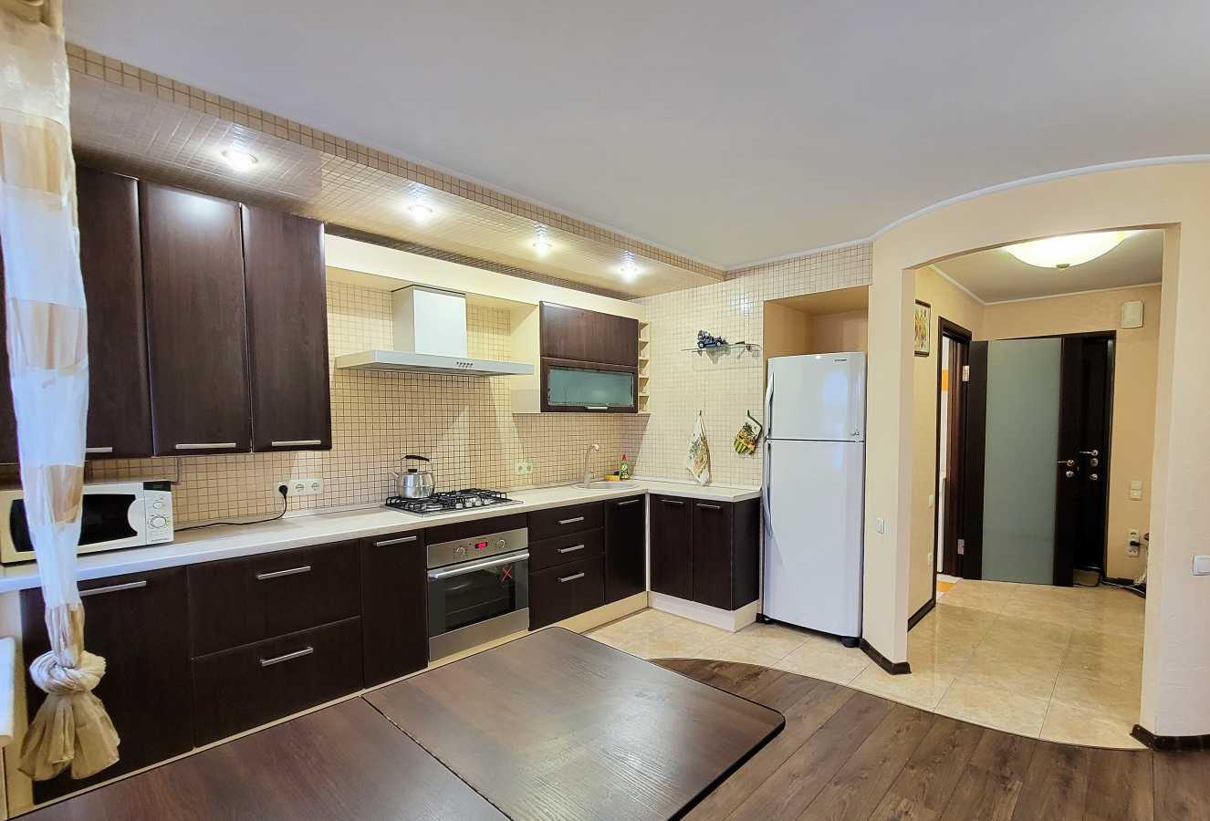 2-комнатная квартира посуточно 65 м², проулок Наскрізний, 14