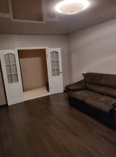 Продажа 3-комнатной квартиры 68 м², Невского Александра ул.