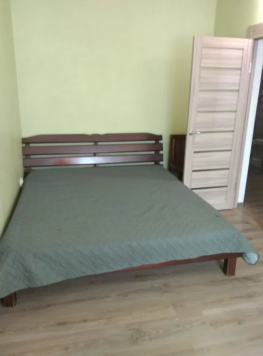 Продажа 1-комнатной квартиры 40 м², Генерала Бочарова ул.