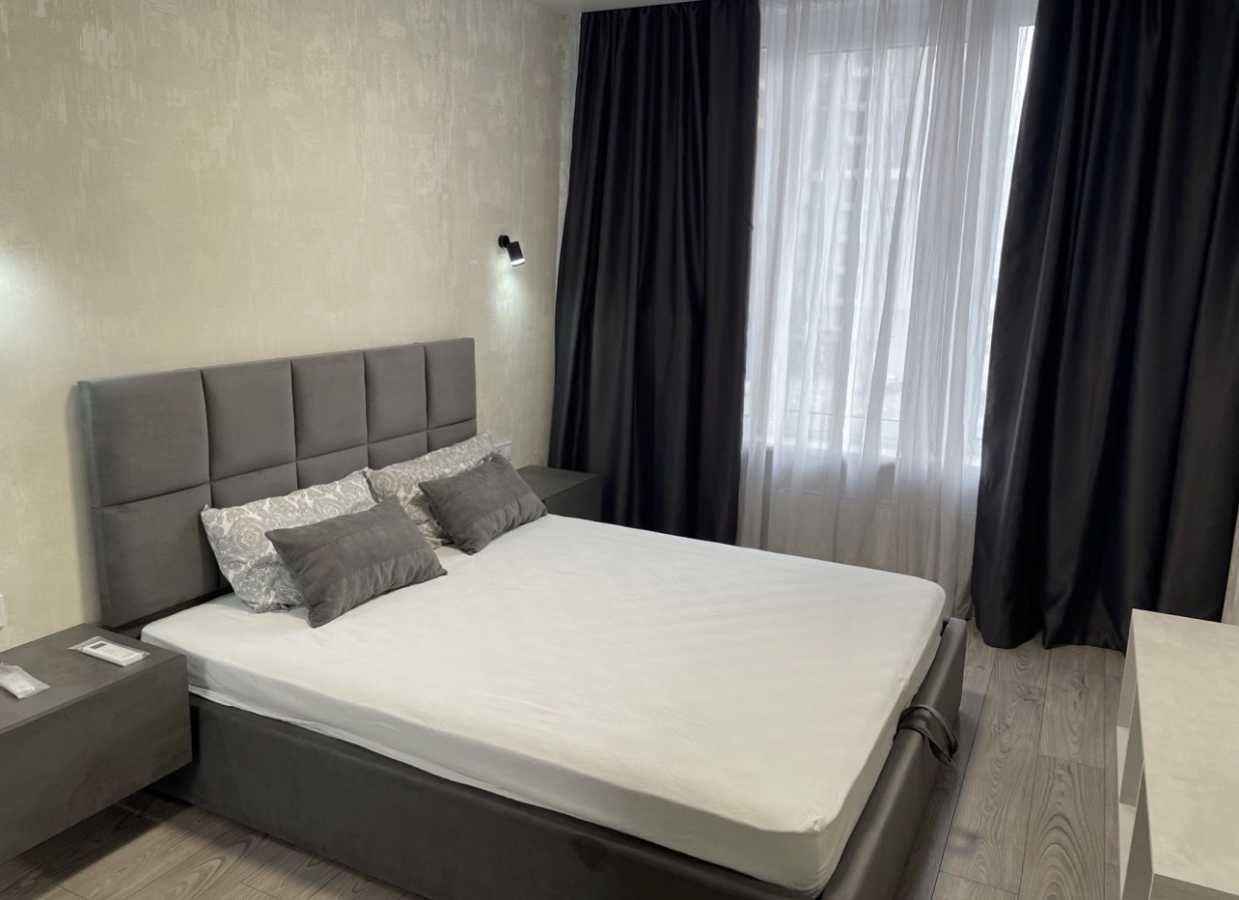 Аренда 1-комнатной квартиры 50 м², Днепровская наб.