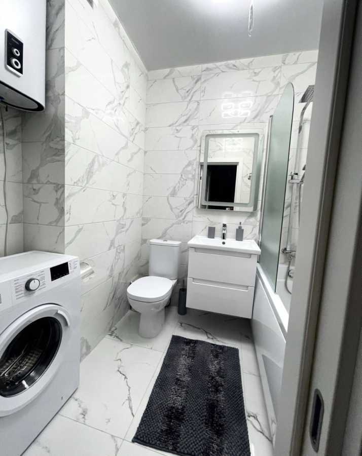 Аренда 1-комнатной квартиры 45 м², Ревуцкого ул.