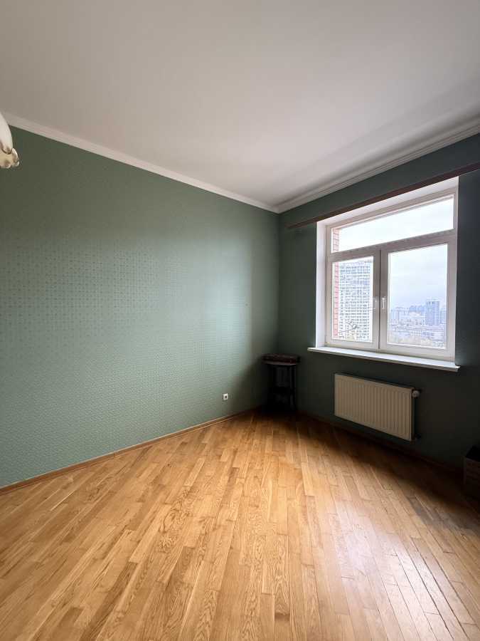 Продажа 2-комнатной квартиры 75 м², Евгения Коновальца ул., 36Б