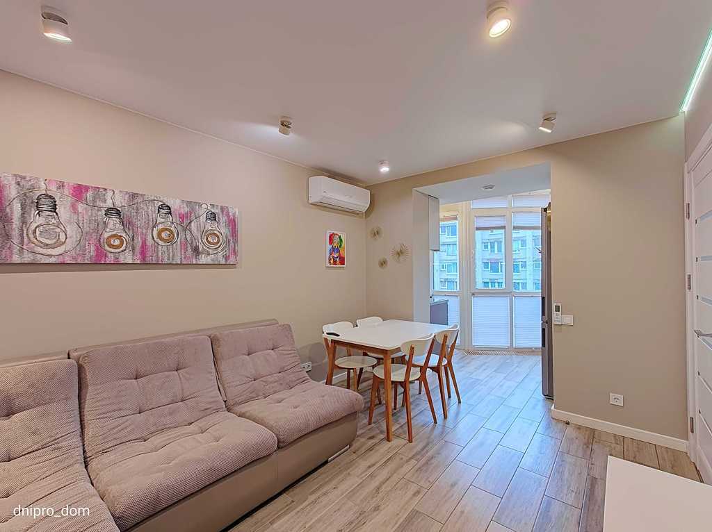 Продажа 2-комнатной квартиры 60 м², Набережная Победы ул.