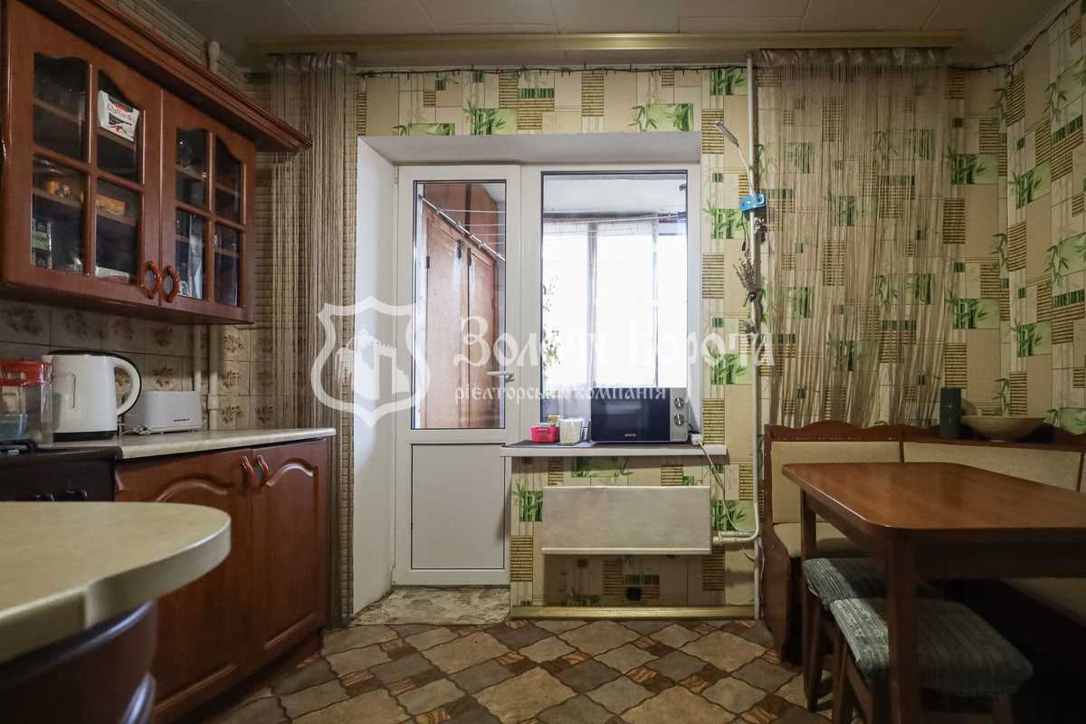 Продаж 4-кімнатної квартири 87.4 м², Степана Олійника вул., 8