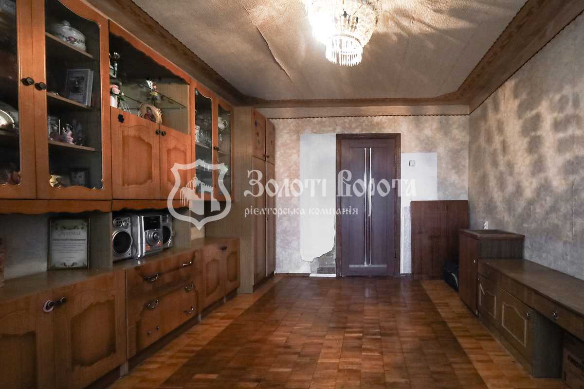 Продаж 4-кімнатної квартири 87.4 м², Степана Олійника вул., 8