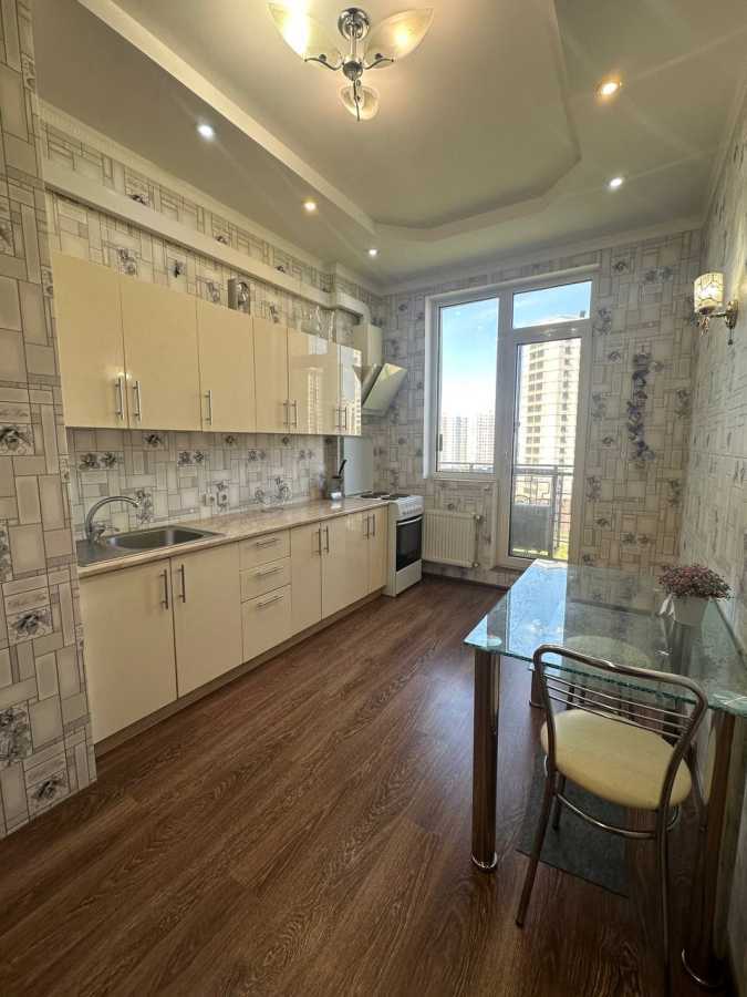 Продажа 1-комнатной квартиры 44 м², Жемчужная ул., 3