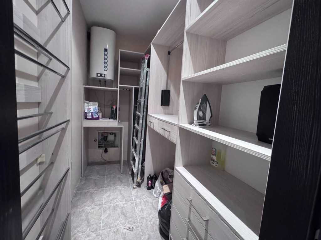 Продаж 1-кімнатної квартири 50.3 м², Генуезька, 5