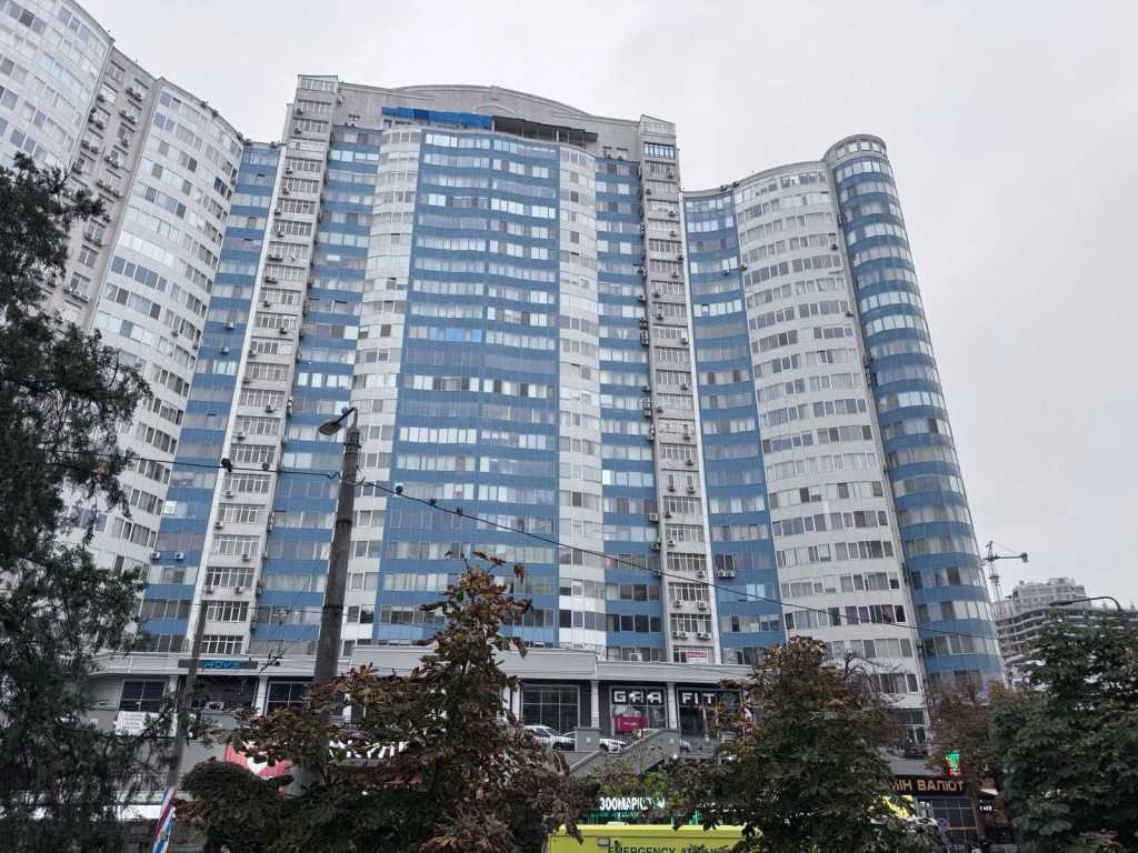 Продаж 1-кімнатної квартири 50.3 м², Генуезька, 5