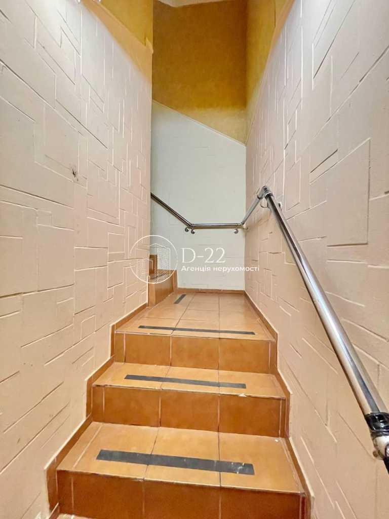 Продаж 4-кімнатної квартири 146 м², Миколи Кібальчича вул., Міхновського, 13