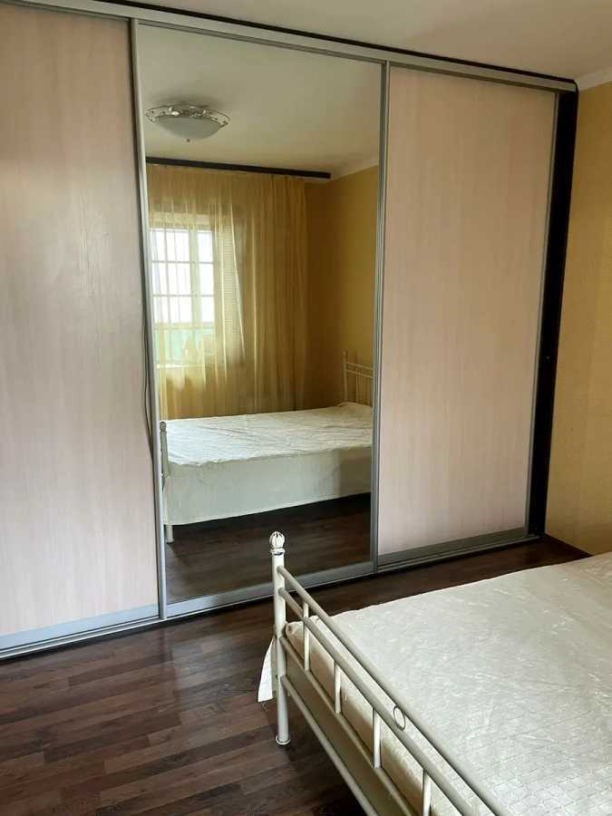 Аренда 1-комнатной квартиры 40 м², Михаила Котельникова ул., Драгоманова, 3