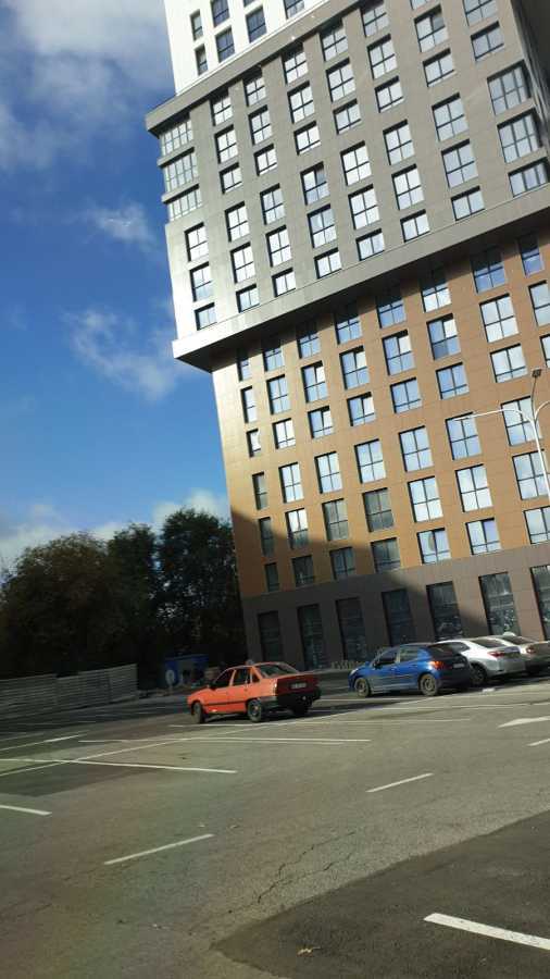 Продажа 3-комнатной квартиры 80 м², Звездный бул., 1