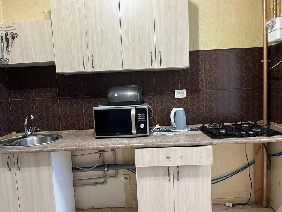 Аренда 1-комнатной квартиры 38 м², "Смарагдове Місто"