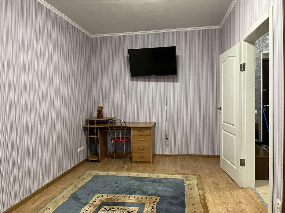 Аренда 1-комнатной квартиры 38 м², "Смарагдове Місто"