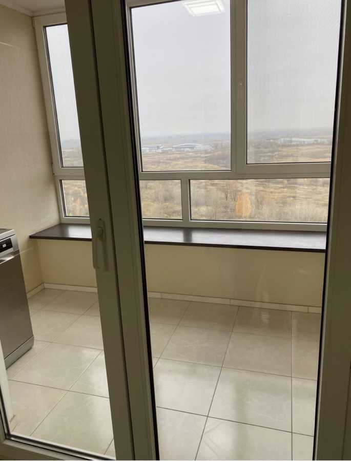 Аренда 3-комнатной квартиры 83 м², Милославская ул.