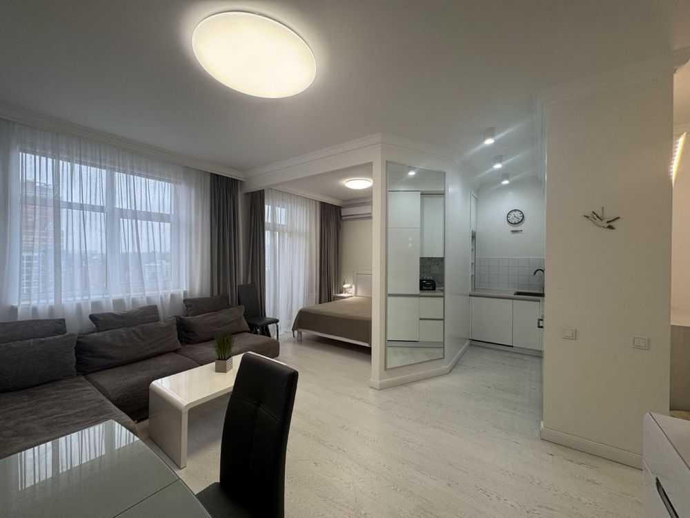 Продажа 1-комнатной квартиры 42.8 м², Василия Тютюнника ул., 51/1А