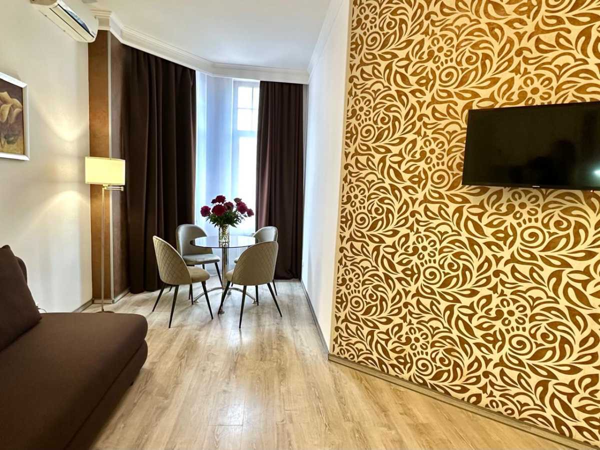 Аренда 2-комнатной квартиры 45 м², Генуэзская ул., 36