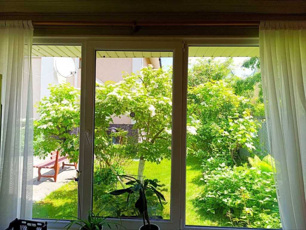 Продаж будинку 325 м², Богатирська вул., 30А