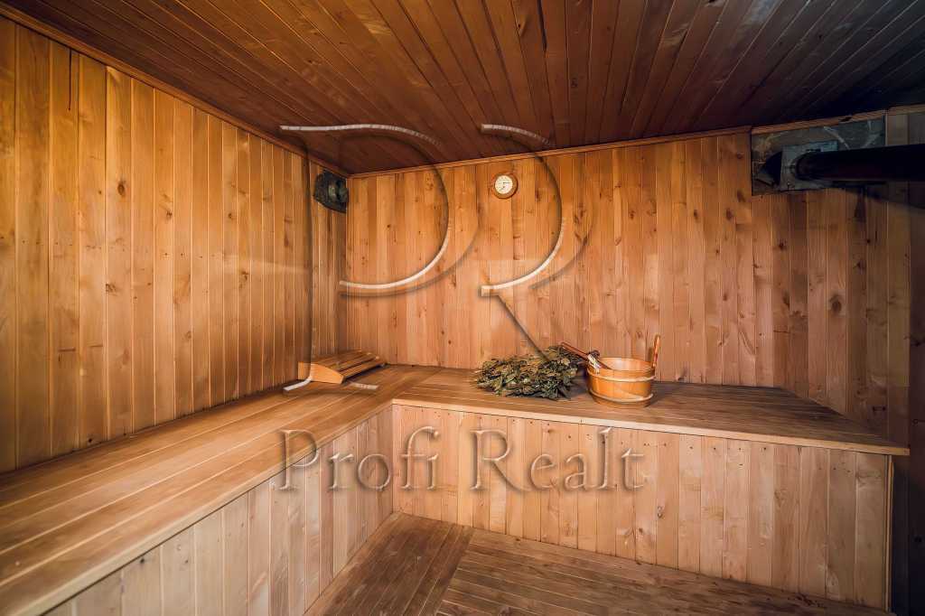 Продаж будинку 290 м², Травнева вулиця